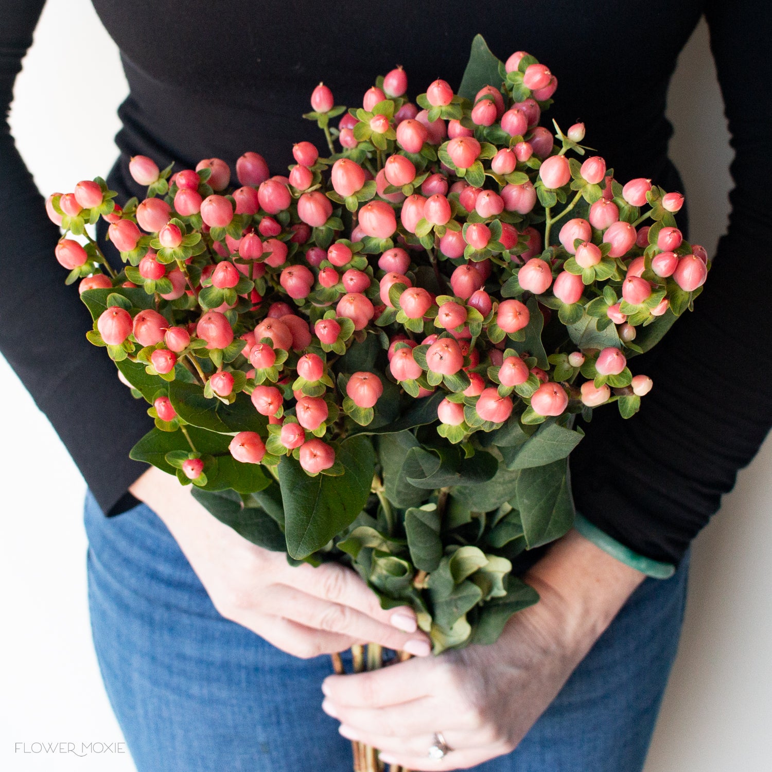 Peach Hypericum Berries